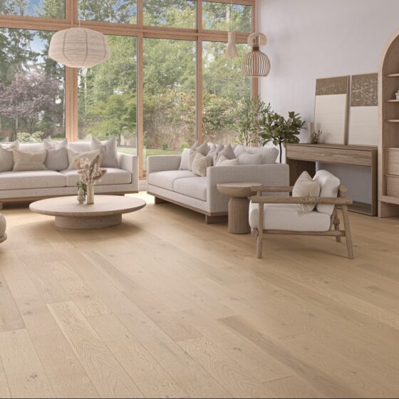 Rénovation écologique : plancher de chêne blanc caractère