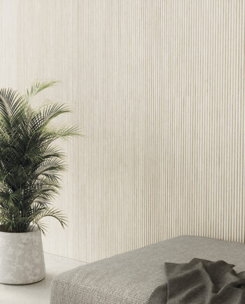 Un magnifique mur avec les carreaux cannelés look bois de la collection Novawood, couleur clair.