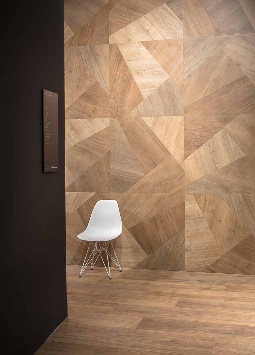 Tuile effet bois en grès cérame inspirée du bois véritable.