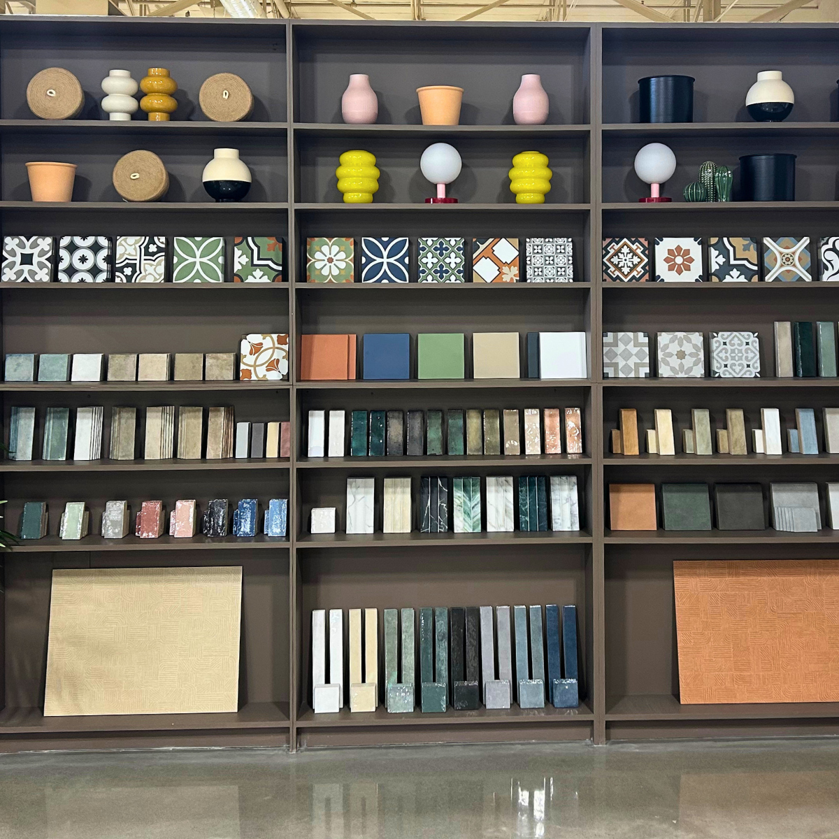 Le LABO La Tuilerie bibliothèque de céramiques