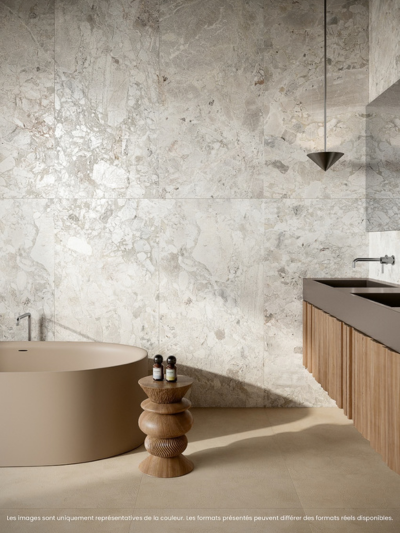 Quelle largeur de joint choisir pour la céramique de salle de bain? 12 Salle de bain avec la collection Fusion Wildflower en grand format
